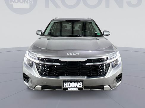 Used 2025 Kia Seltos EX image 11