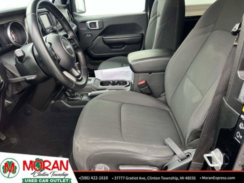 Used 2020 Jeep Wrangler Sport S image 14