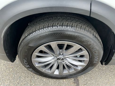 Used 2025 MAZDA CX-90 3.3 Turbo w/ Preferred Package image 15