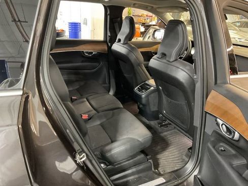 Used 2023 Volvo XC90 B6 Plus w/ Protection Package Premier AWD/4WD image 10
