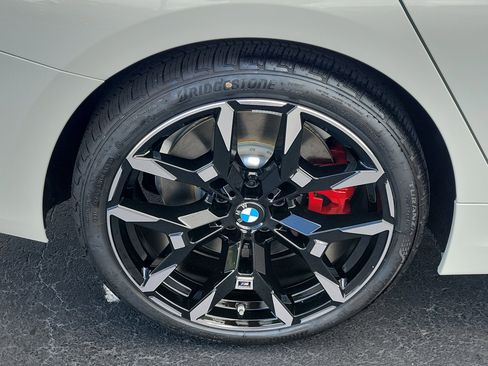 New 2026 BMW 330i Sedan w/ M Sport Package RWD image 5