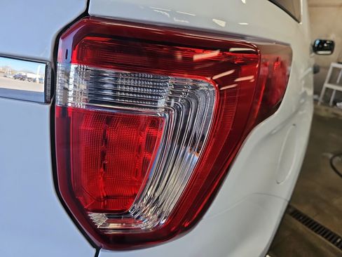 Used 2018 Ford Explorer FWD image 31