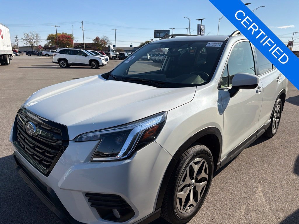 Used 2023 Subaru Forester Premium AWD/4WD image 6
