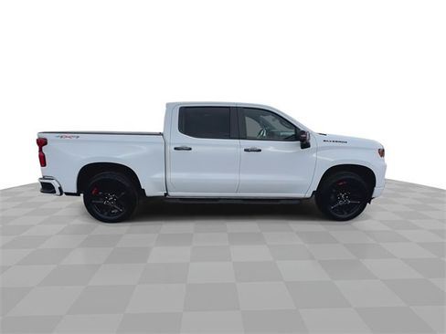 Used 2022 Chevrolet Silverado 1500 RST w/ Redline Edition image 9