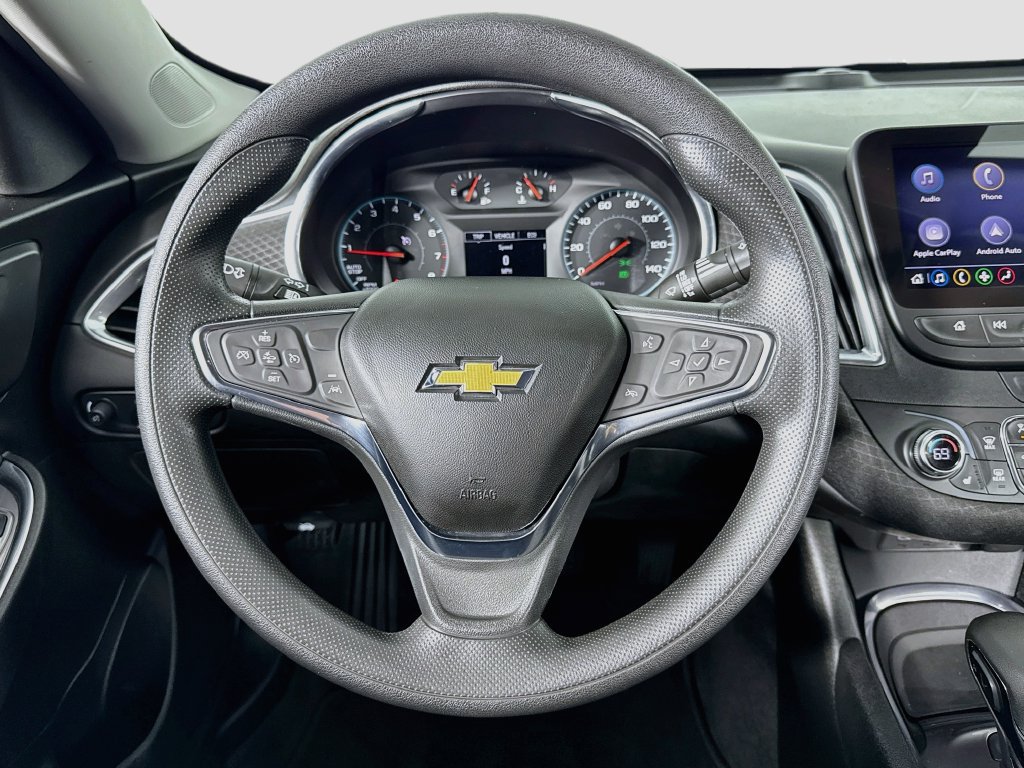 Used 2021 Chevrolet Malibu LT FWD image 21