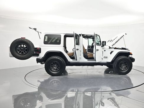 Used 2022 Jeep Wrangler Unlimited Rubicon w/ Xtreme Recon 35" Tire Package AWD/4WD image 47
