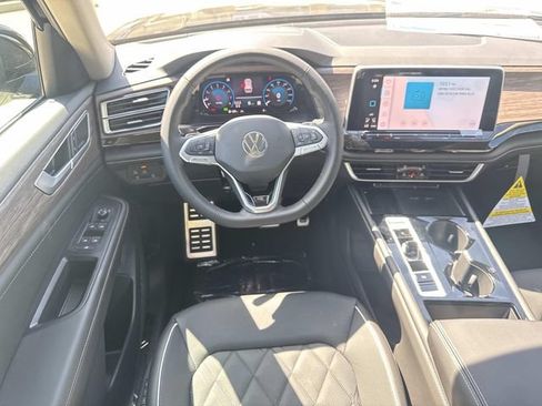 New 2026 Volkswagen Atlas SEL Premium R-Line AWD/4WD image 8
