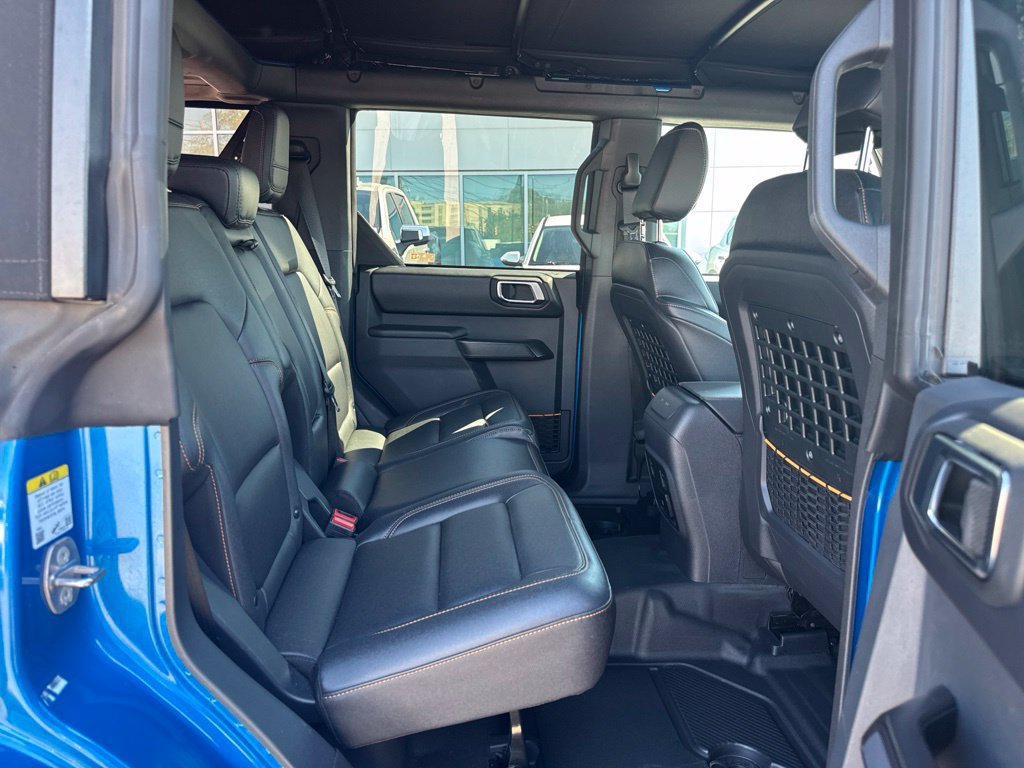 Used 2024 Ford Bronco Badlands AWD/4WD image 48