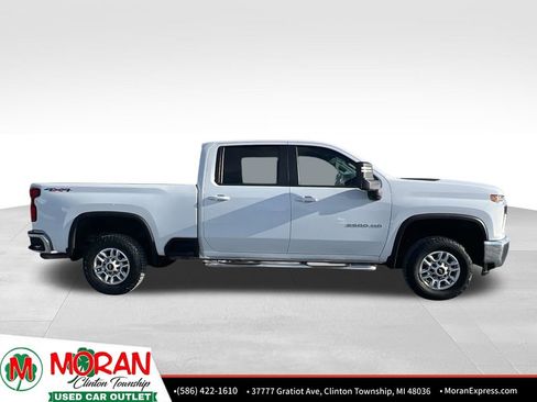 Used 2021 Chevrolet Silverado 2500 LT w/ Convenience Package image 7