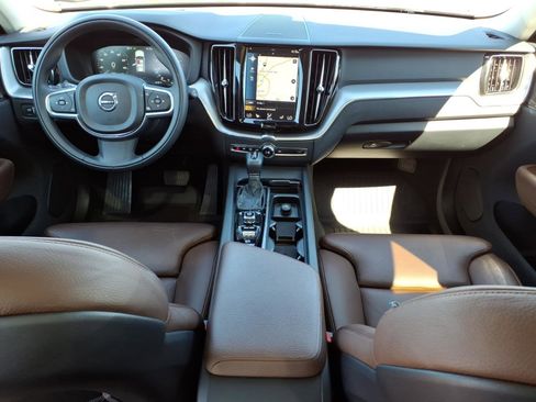 Used 2019 Volvo XC60 T5 Momentum w/ Protection Package Premier AWD/4WD image 24