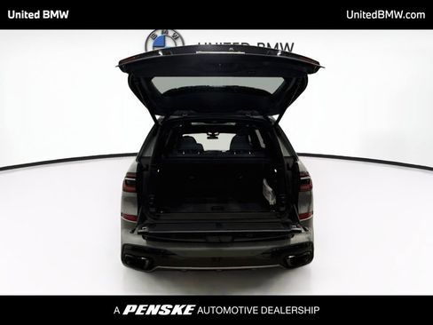 Used 2026 BMW X7 xDrive40i w/ M Sport Package AWD/4WD image 15