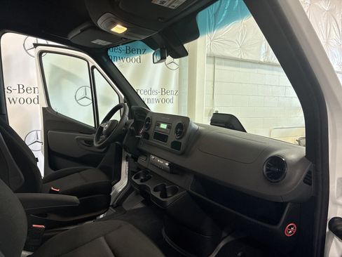 New 2025 Mercedes-Benz Sprinter 2500 image 17