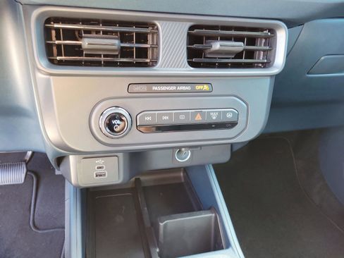 New 2025 Ford Maverick XL w/ Equipment Group 101A image 24