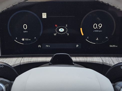 Used 2025 Hyundai Santa Fe Calligraphy image 11