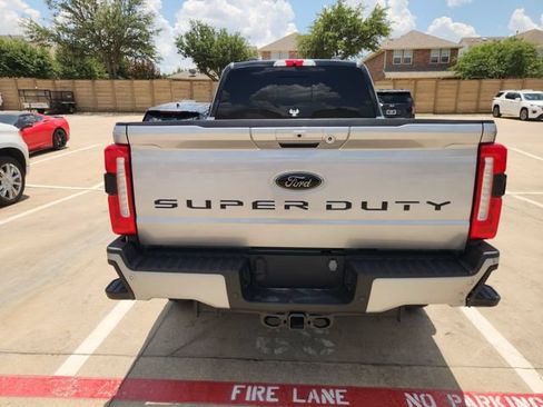 Used 2024 Ford F250 Lariat w/ Tremor Off-Road Package AWD/4WD image 5