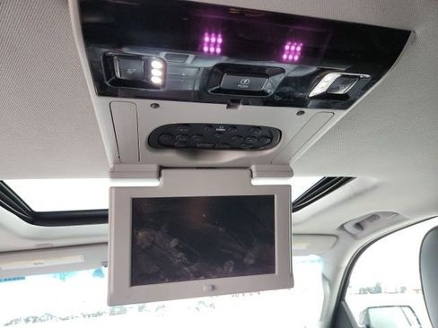 Certified 2017 GMC Yukon Denali w/ Open Road Package image 18