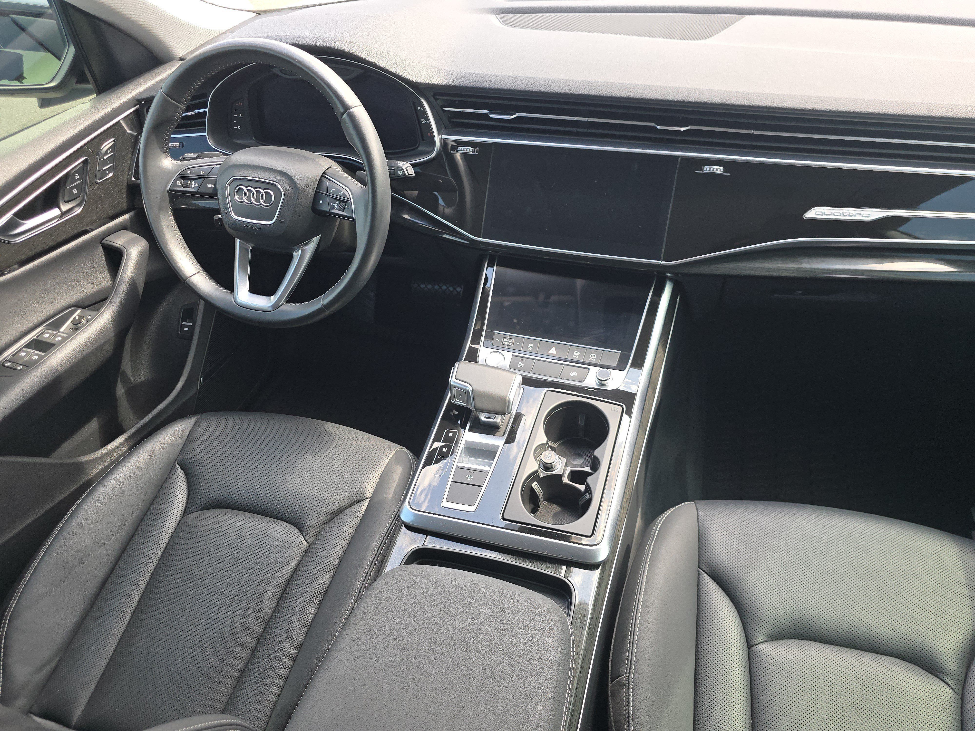 Used 2020 Audi Q8 Premium Plus w/ Premium Plus Package AWD/4WD image 21