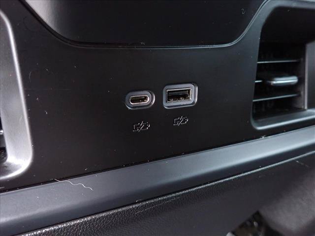 Used 2023 Chevrolet Silverado 1500 RST AWD/4WD image 10
