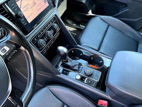 Used 2019 Volkswagen Atlas SEL AWD/4WD image 18