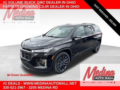 Used 2023 Chevrolet Traverse RS