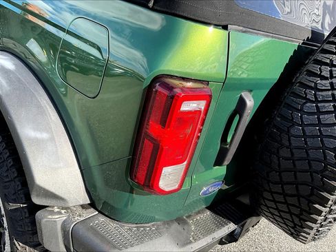 Used 2023 Ford Bronco Black Diamond w/ Sasquatch Package image 33