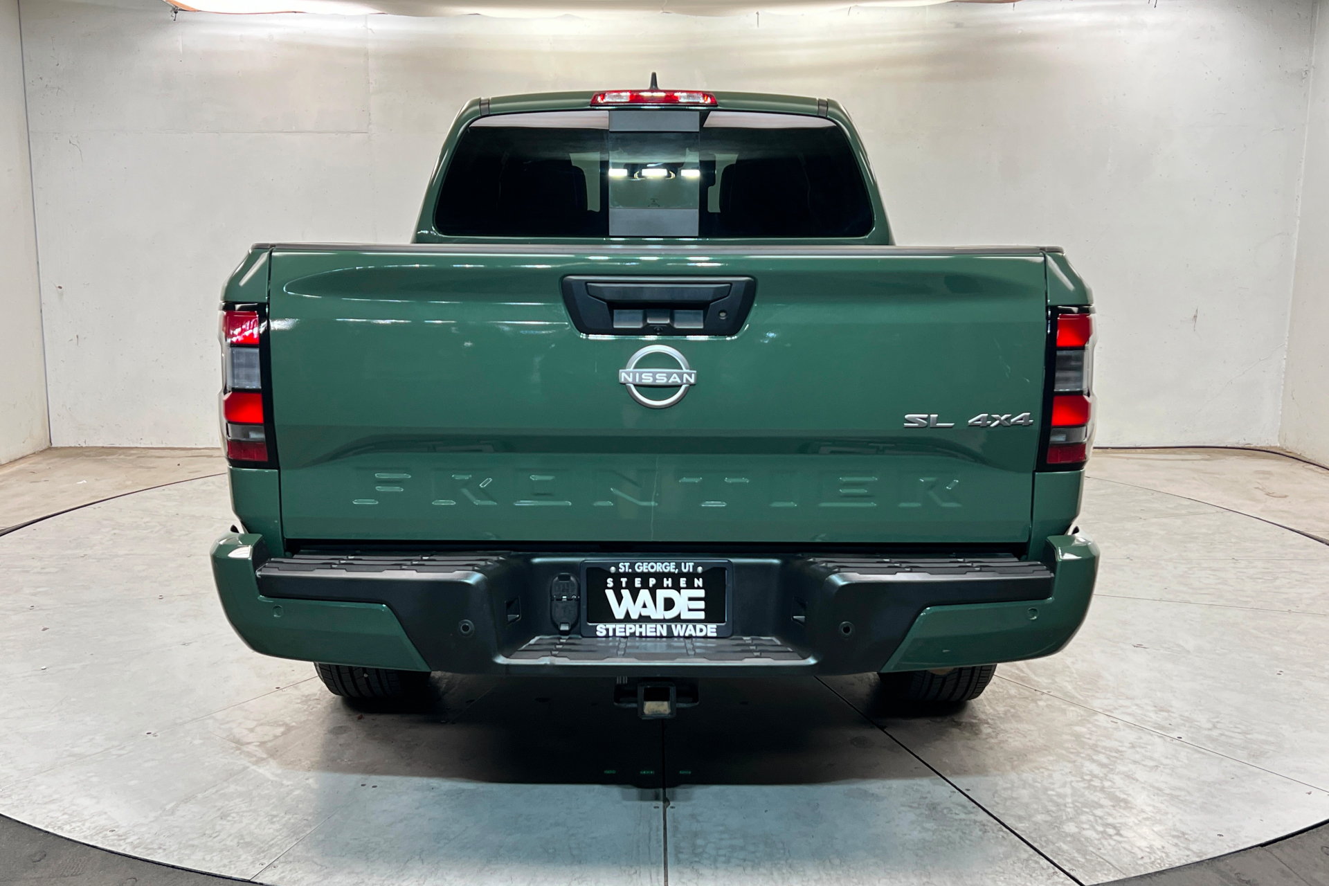 Used 2025 Nissan Frontier SL AWD/4WD image 5
