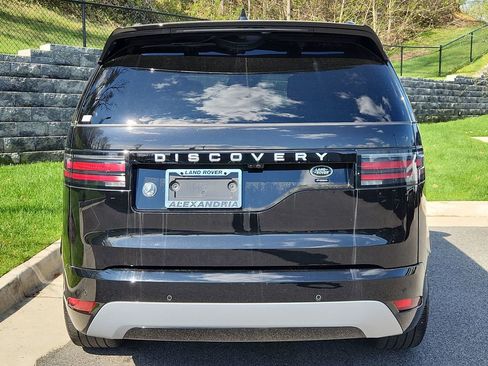 Used 2023 Land Rover Discovery Metropolitan Edition AWD/4WD image 7
