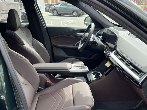 Used 2025 BMW X1 xDrive28i w/ Technology Package image 18