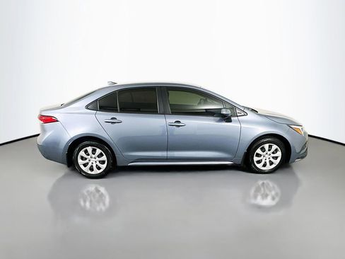 Certified 2025 Toyota Corolla LE FWD image 4