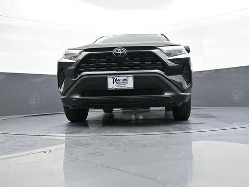 Used 2019 Toyota RAV4 LE w/ All Weather Liner Package AWD/4WD image 26