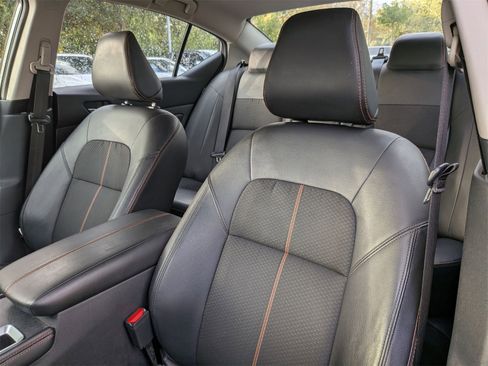 Used 2022 Nissan Altima 2.5 SR image 14