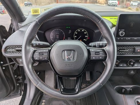 Used 2024 Honda HR-V Sport image 17
