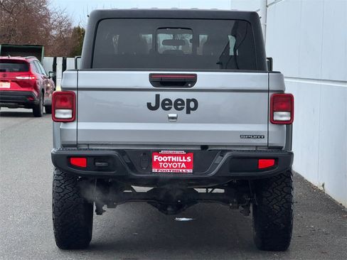 Used 2020 Jeep Gladiator Sport w/ Quick Order Package 24S image 6