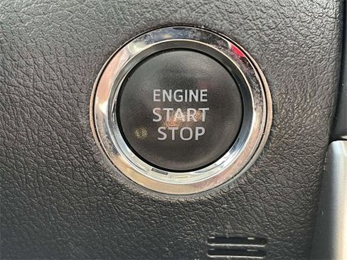 Used 2022 Toyota 4Runner SR5 image 32