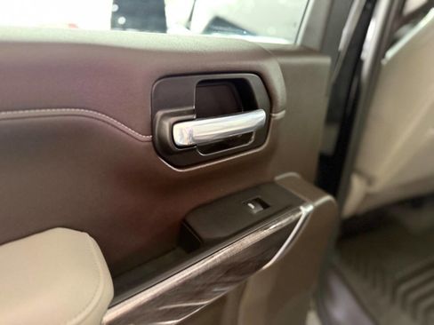 Used 2021 Chevrolet Silverado 1500 LTZ w/ Safety Package II image 33