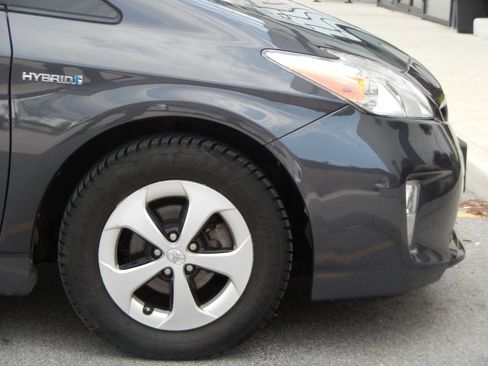 Used 2012 Toyota Prius Four image 24