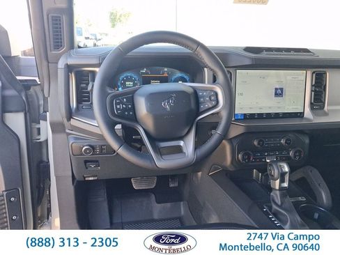 New 2026 Ford Bronco Outer Banks w/ Sasquatch Package AWD/4WD image 14