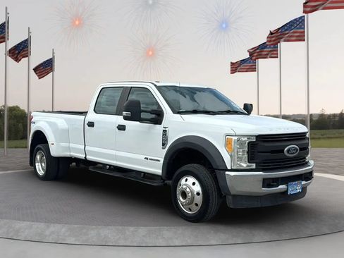 Used 2017 Ford F450 XL w/ Power Equipment Group AWD/4WD image 1
