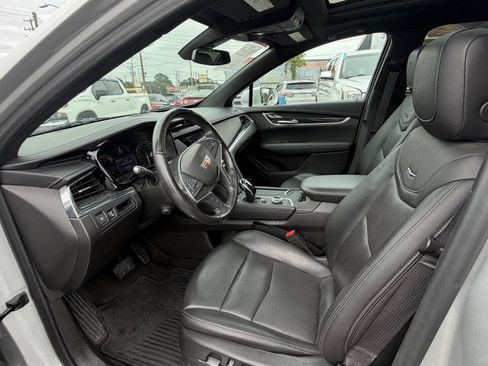 Used 2020 Cadillac XT5 Premium Luxury AWD/4WD image 14