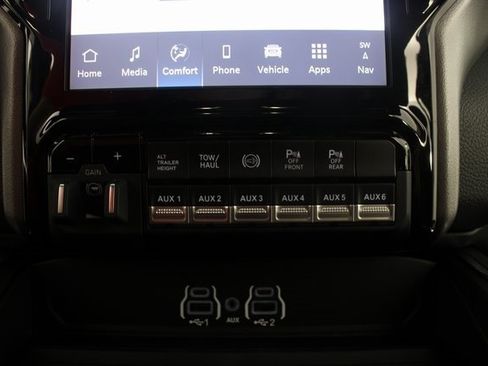 New 2026 RAM 2500 Laramie w/ Night Edition image 7