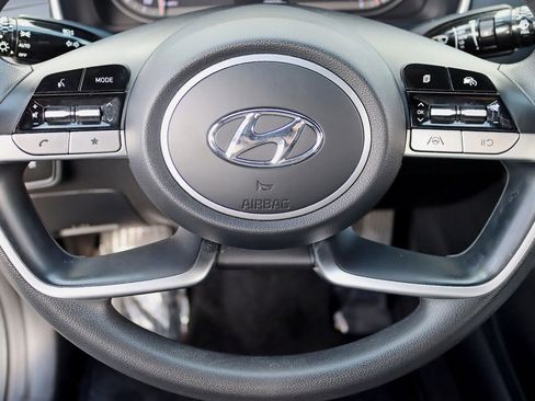 Used 2022 Hyundai Santa Cruz SEL image 18