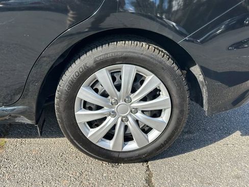 Used 2017 Subaru Impreza 2.0i image 10