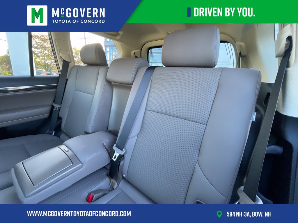 Used 2023 Lexus GX 460 Premium w/ Premium Package AWD/4WD image 17