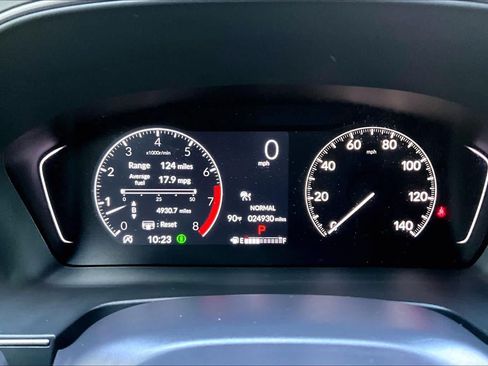 Used 2024 Honda Pilot TrailSport image 24