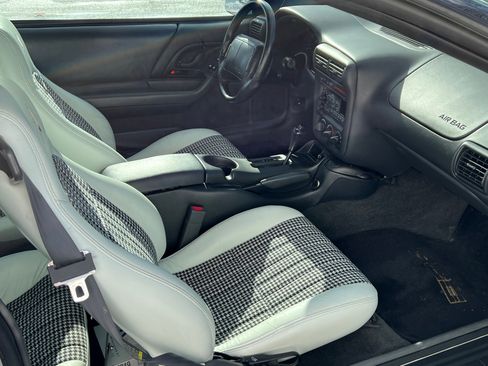 Used 1997 Chevrolet Camaro Z28 w/ Preferred Equipment Group 2 image 17