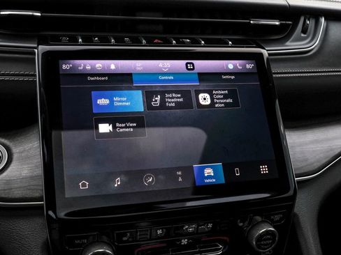 Used 2021 Jeep Grand Cherokee L Overland w/ Luxury Tech Group IV image 34