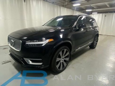 Used 2025 Volvo XC90 B6 Ultra w/ Lounge Package AWD/4WD image 1
