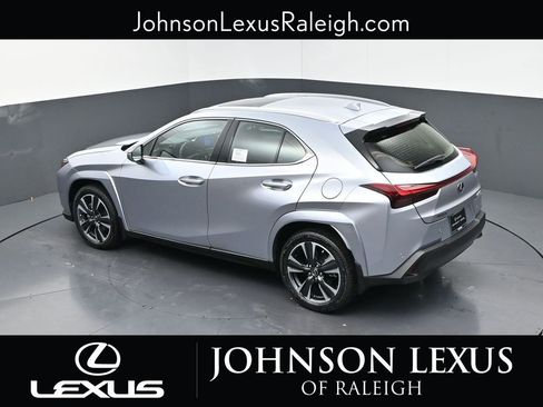 New 2026 Lexus UX 300h FWD image 26