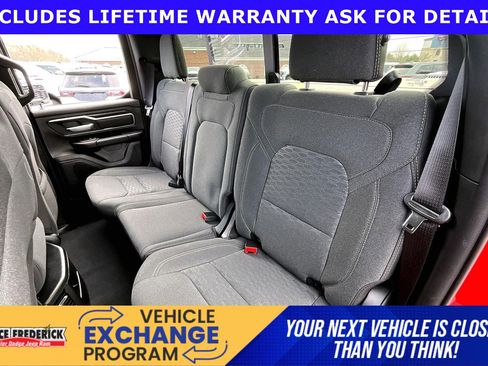 Used 2025 RAM 1500 Big Horn AWD/4WD image 21