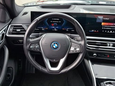 Used 2024 BMW i4 eDrive40 RWD image 19